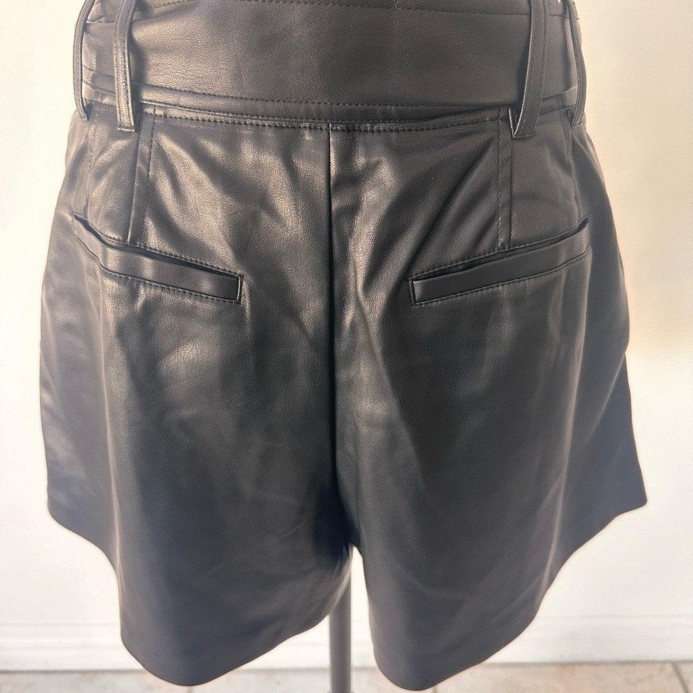 Truth by Republic black shorts - Picture 3 of 7